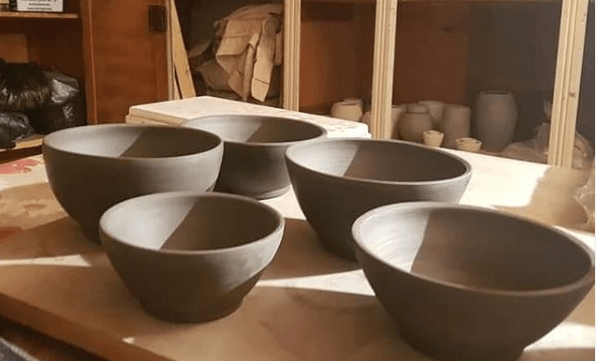 Bols en grès non émaillés